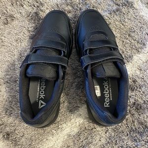 Reebok Men working shoes!!!